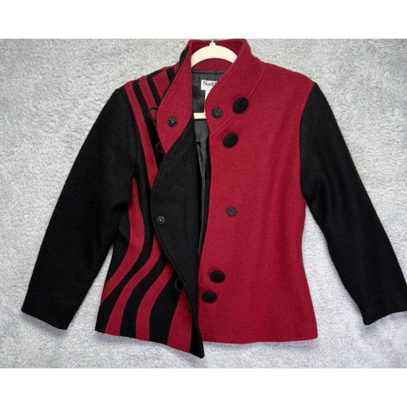 North Style Boiled Wool Asymmetrical Red Black Jacket Size S Flattering Lines - Picture 2 of 10